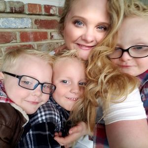 Meet your Posher, Candi